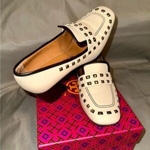 Tory Burch Studded Loafers Sz 7.5 Dulce 2 inch Heel Tan chunky Heel Spri…